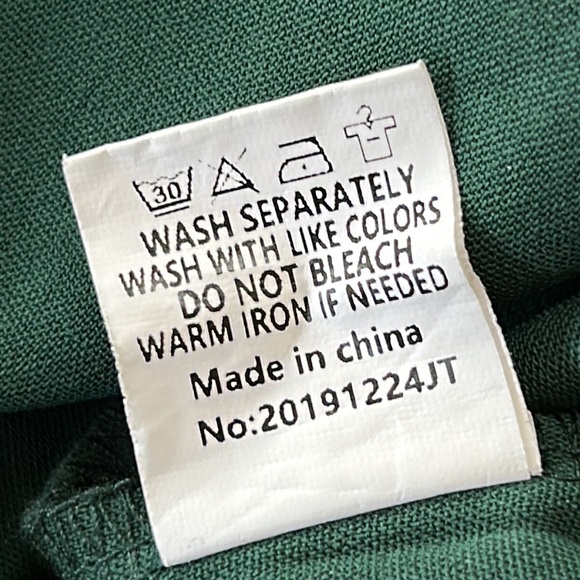 Hunter green long sleeve babydoll style dress. V-Neck. Elastic cuffs. Size Small - Picture 3 of 10